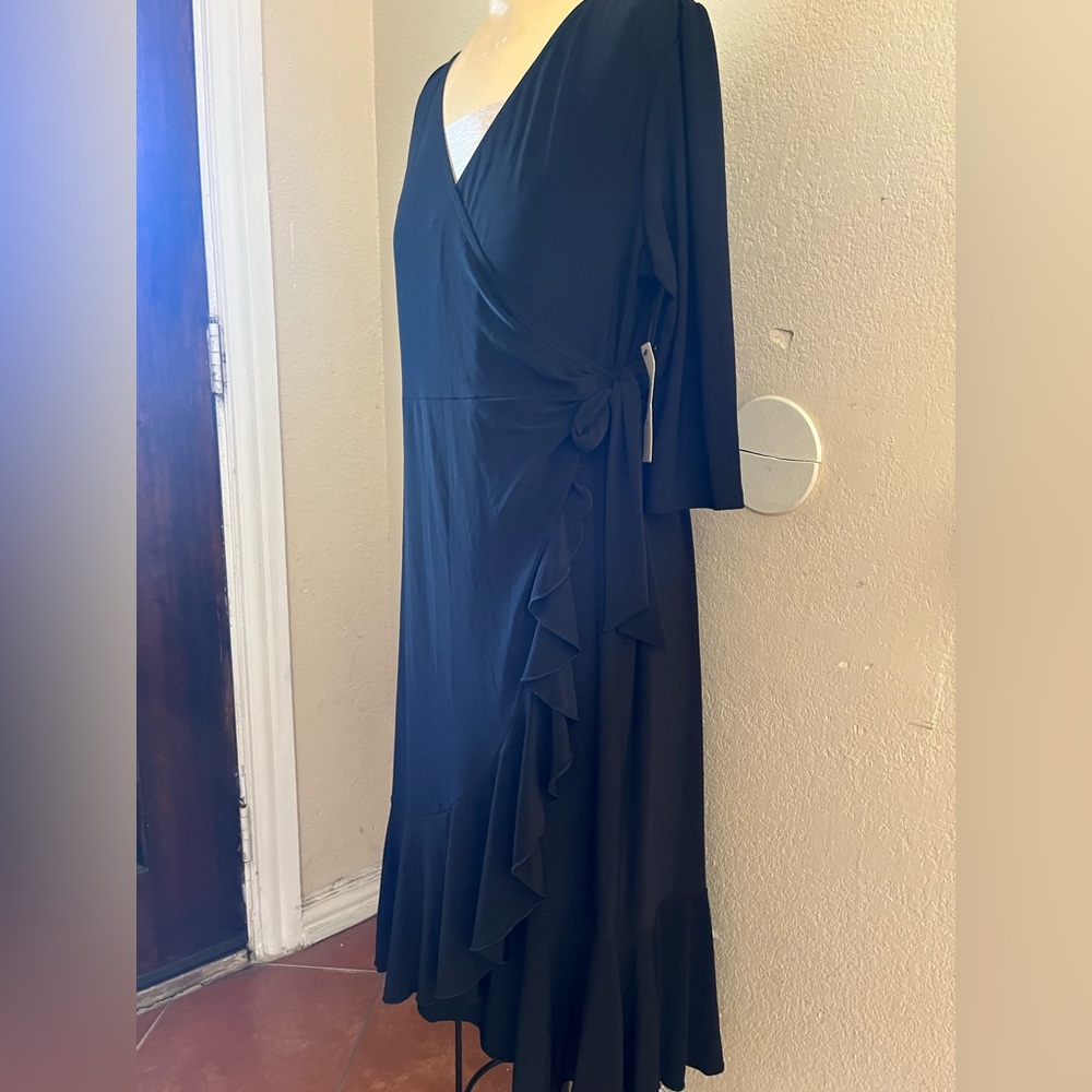 Kiyonna Elegant Black Asymmetrical Dress